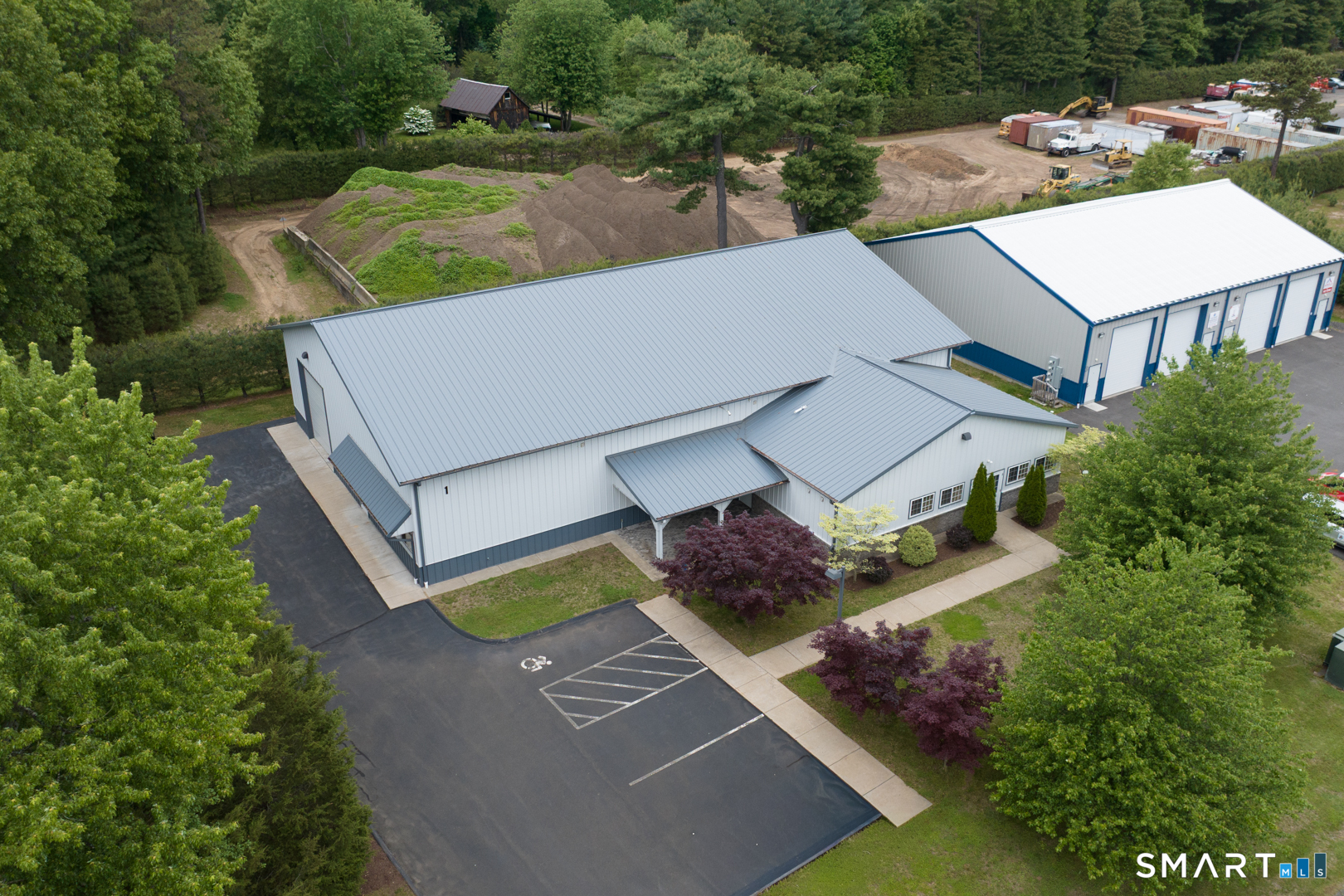Photo 1 of 40 — 1 Northgate Drive, Windsor Locks, CT 06096
