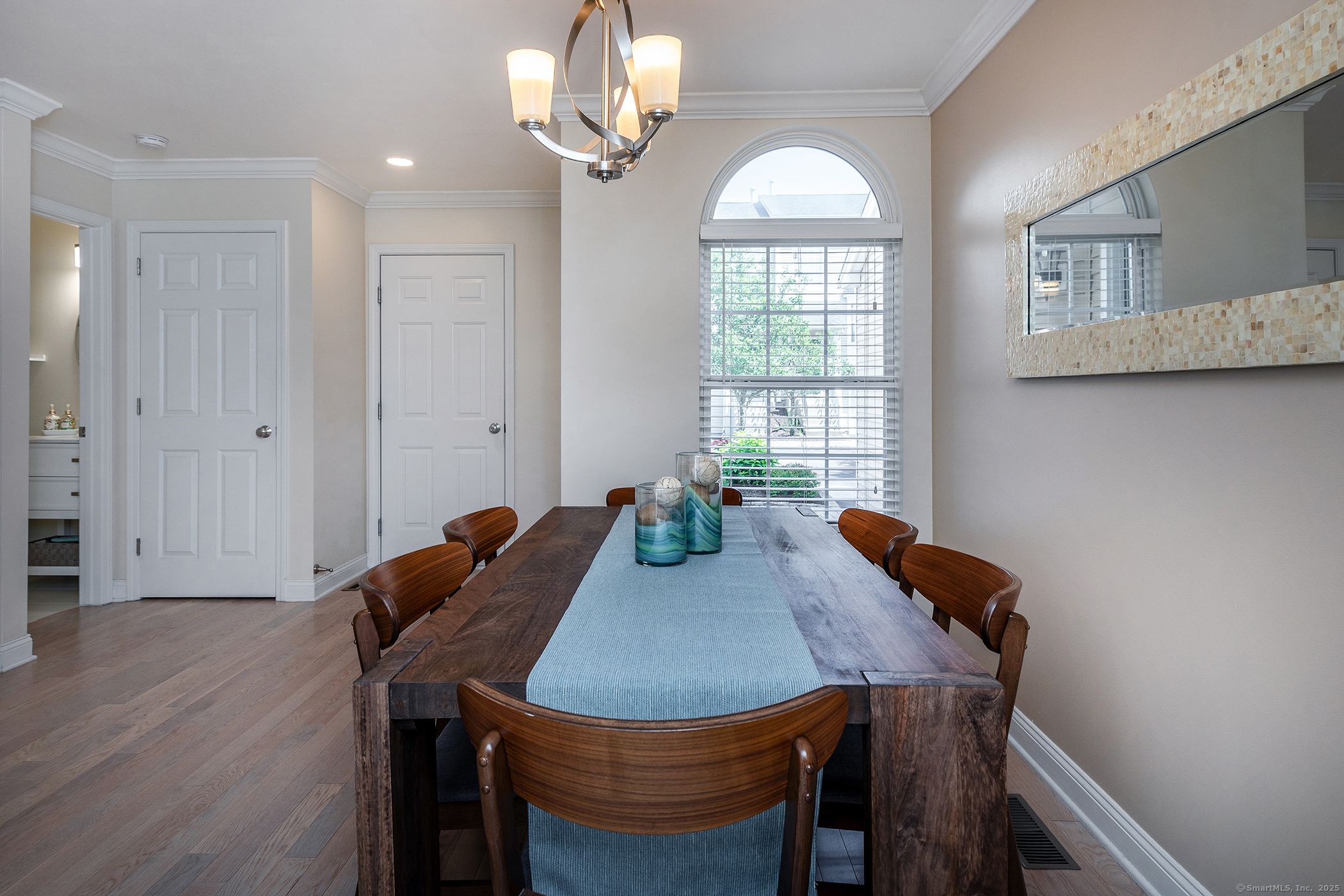 1504 Lexington Boulevard 1504