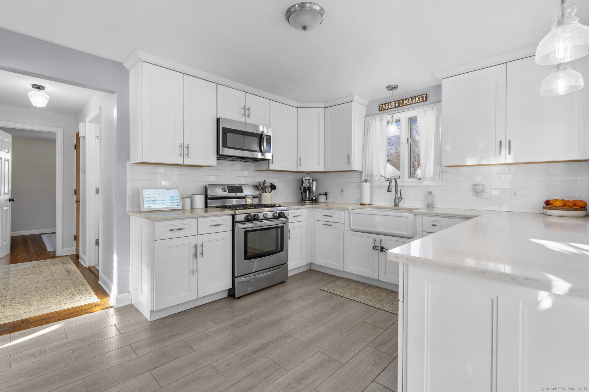 52 Meadows End Road, Milford, Connecticut image 27