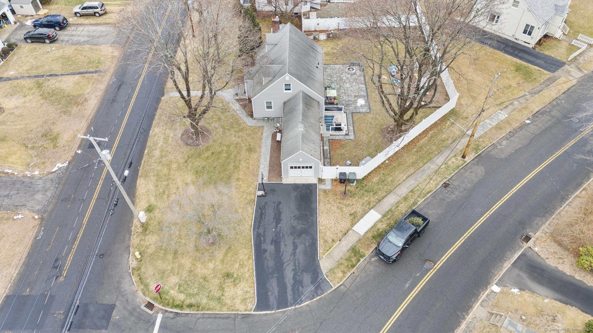 52 Meadows End Road, Milford, Connecticut image 8