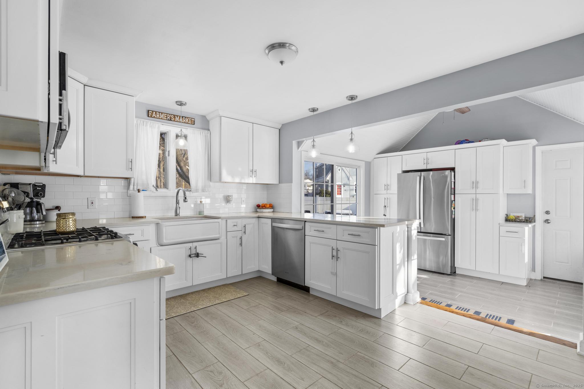 52 Meadows End Road, Milford, Connecticut image 24