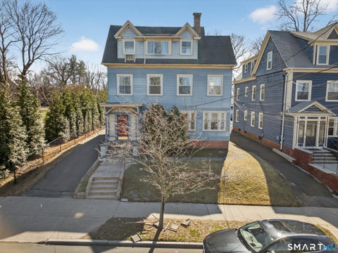 Multifamily For Rent - 224 Huntington Street #2<br/> New Haven, CT 06511