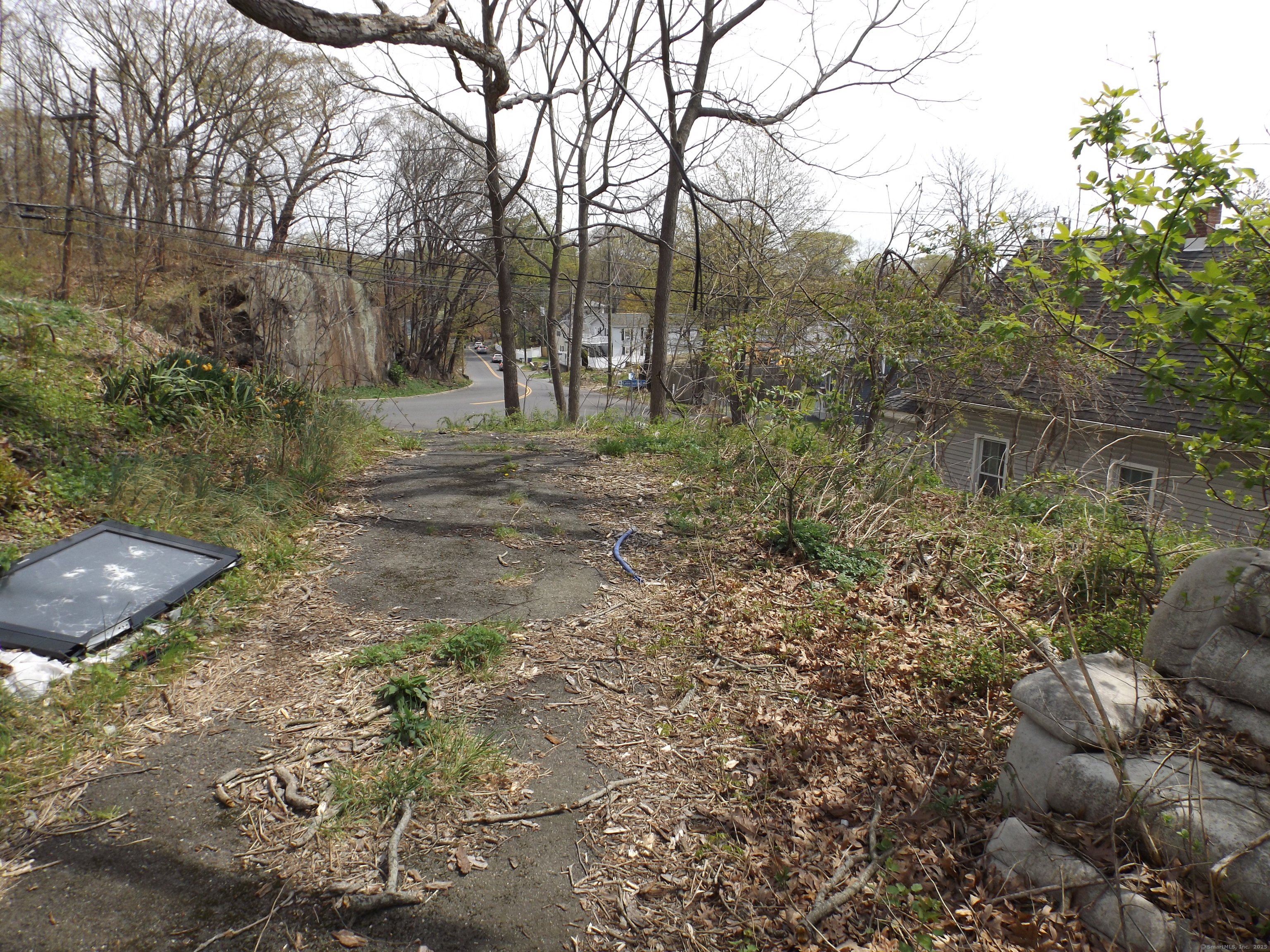 219 Exeter Street, Bridgeport, Connecticut image 2