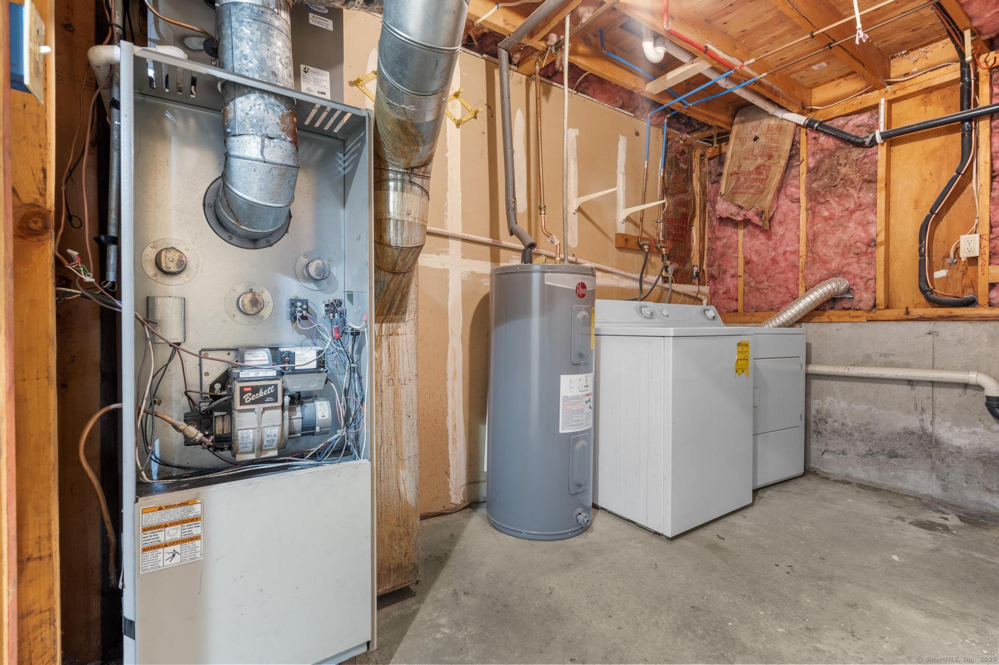 65 Celentano Drive, Naugatuck, Connecticut image 21