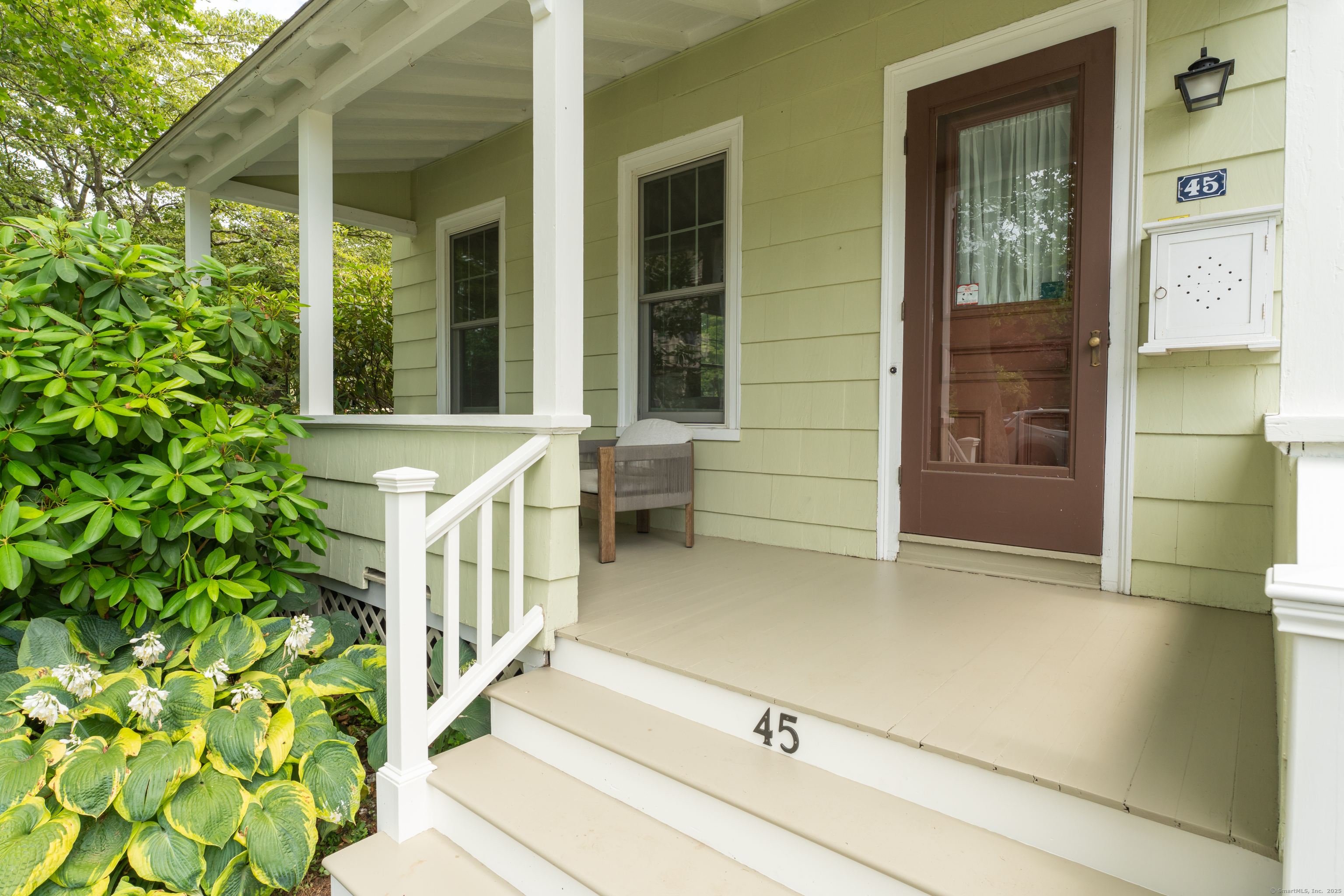 45 Graves Avenue