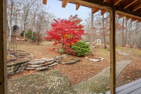 A home in Ledyard