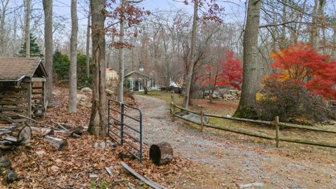 A home in Ledyard