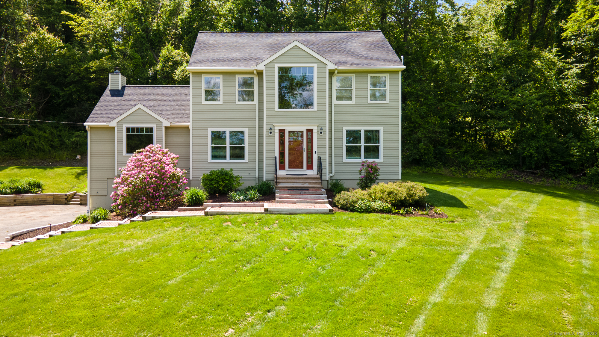 Property for Sale at Grassy Hill Road, Woodbury, Connecticut - Bedrooms: 3 
Bathrooms: 3 
Rooms: 7  - $664,900