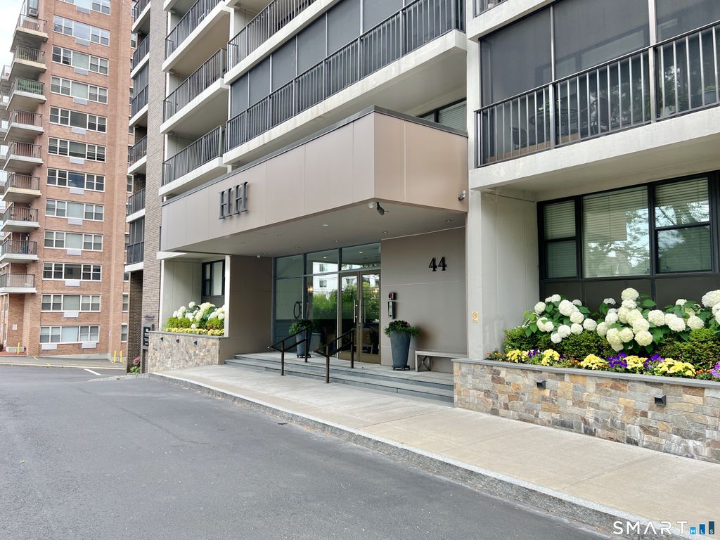 Photo of 44 Strawberry Hill Avenue #7B, Stamford, CT 06902 (MLS # 24177886)