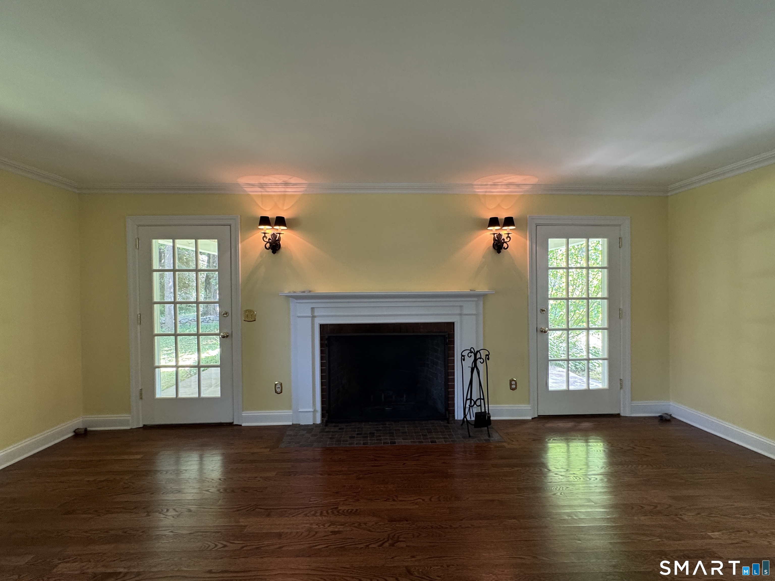 153 Black Rock Turnpike