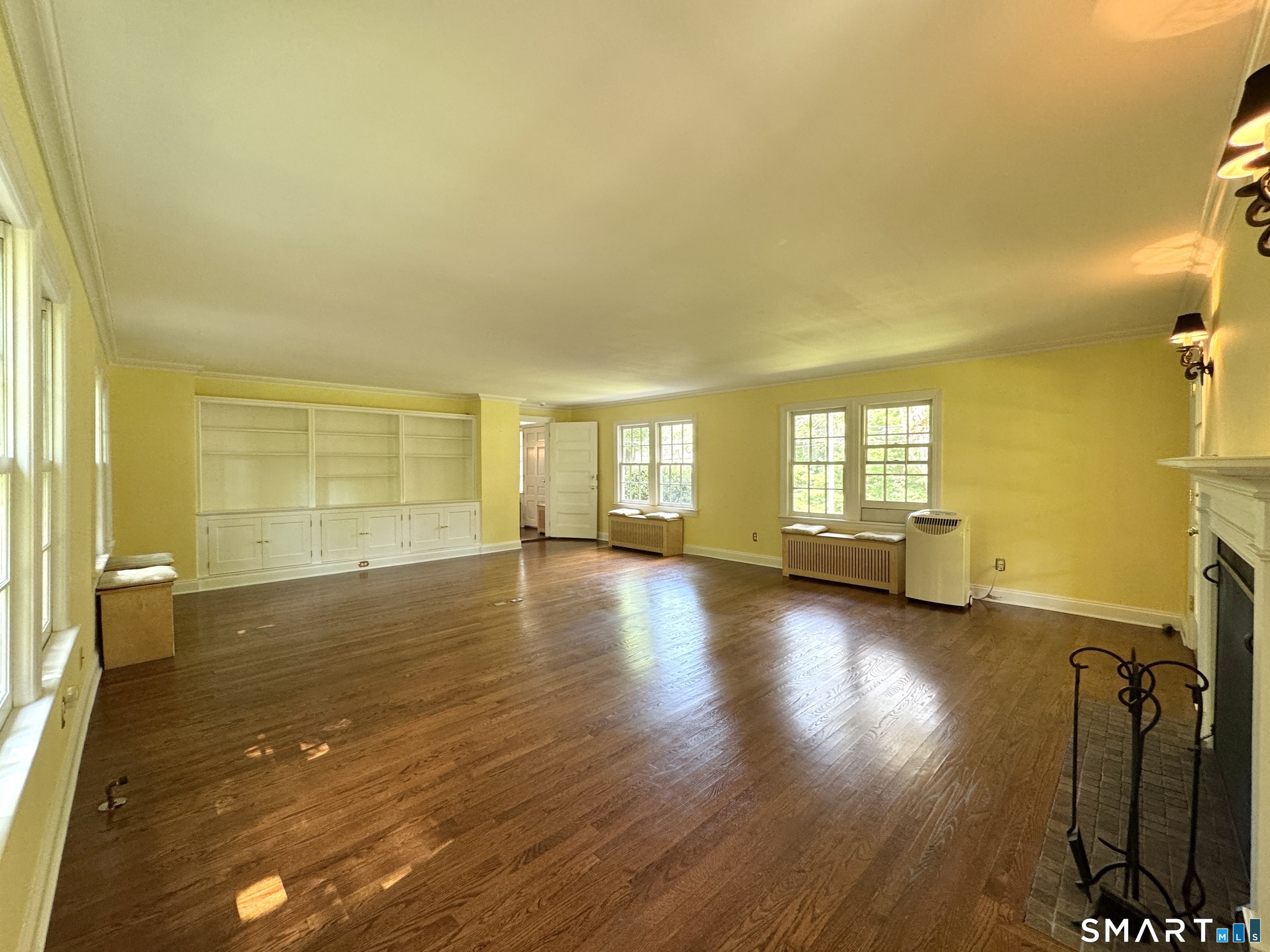 153 Black Rock Turnpike