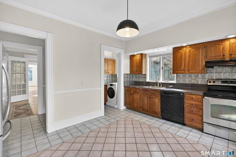 Tiny photo for 339 Willow Street #2, New Haven, CT 06511 (MLS # 24163435)