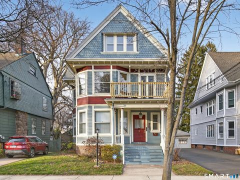 Photo of 339 Willow Street #2, New Haven, CT 06511 (MLS # 24163435)