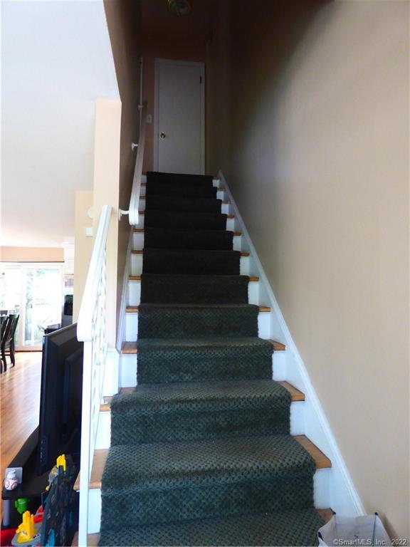 Greenwich, Connecticut 06830, United States, 2 Bedrooms Bedrooms, ,2 BathroomsBathrooms,Residential,Active,128084