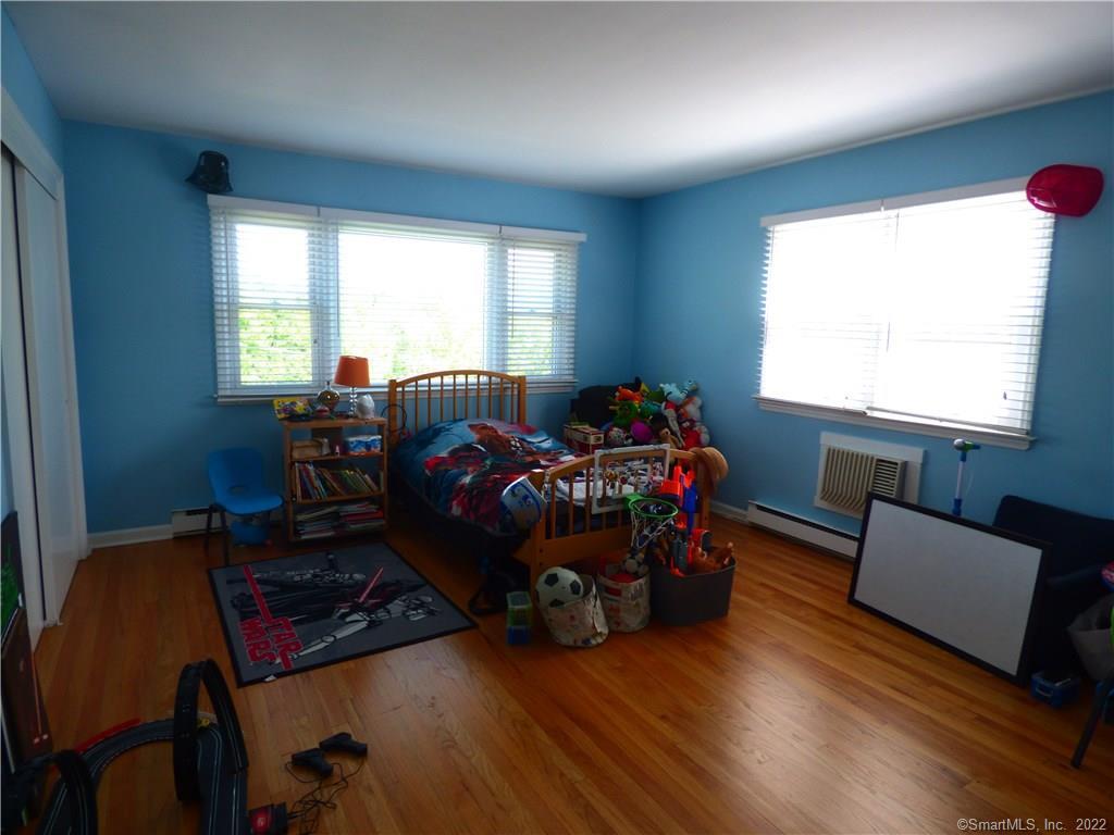 Greenwich, Connecticut 06830, United States, 2 Bedrooms Bedrooms, ,2 BathroomsBathrooms,Residential,Active,128084