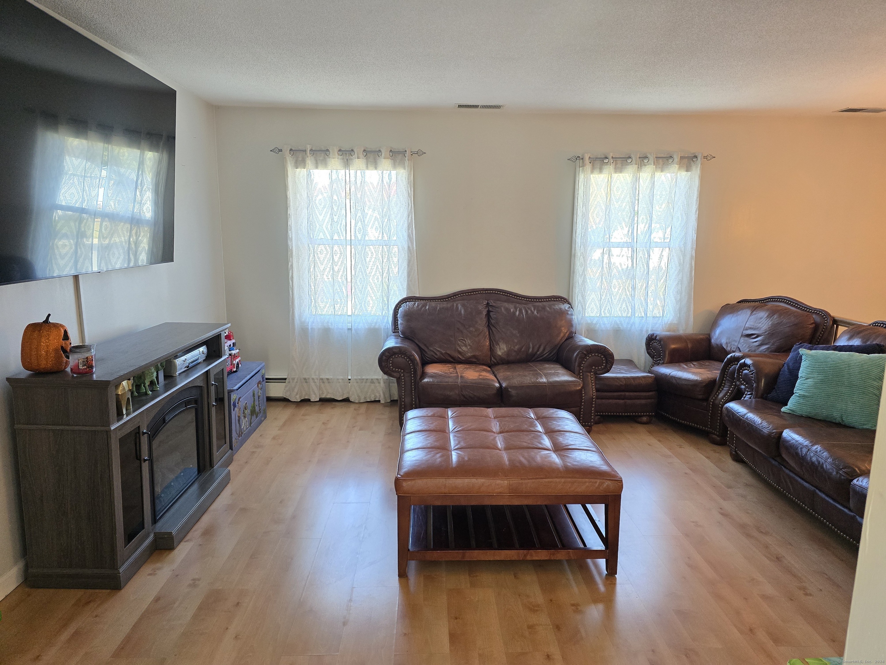 26 Driver Road, East Hartford, Connecticut image 11