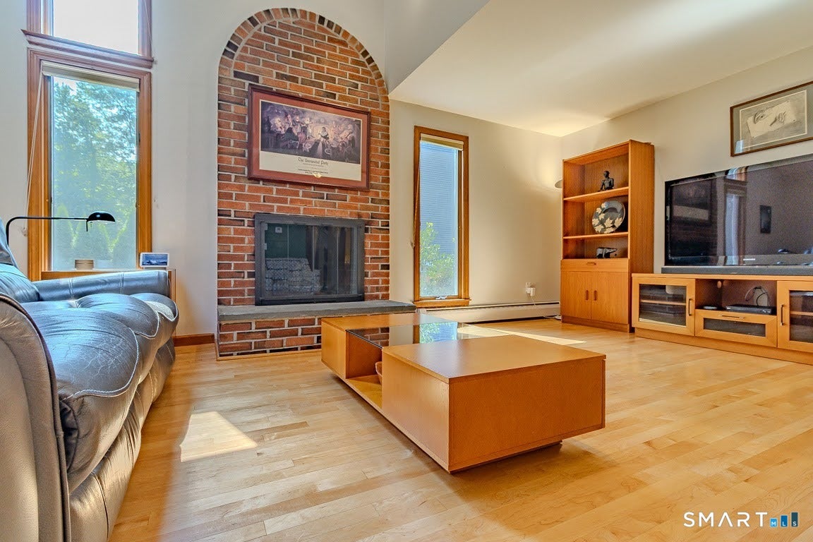 5 Pond View Drive