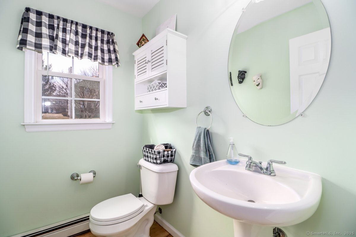 6 Christine Lane, New Milford, Connecticut image 12