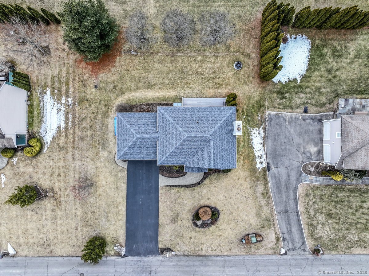 6 Christine Lane, New Milford, Connecticut image 26