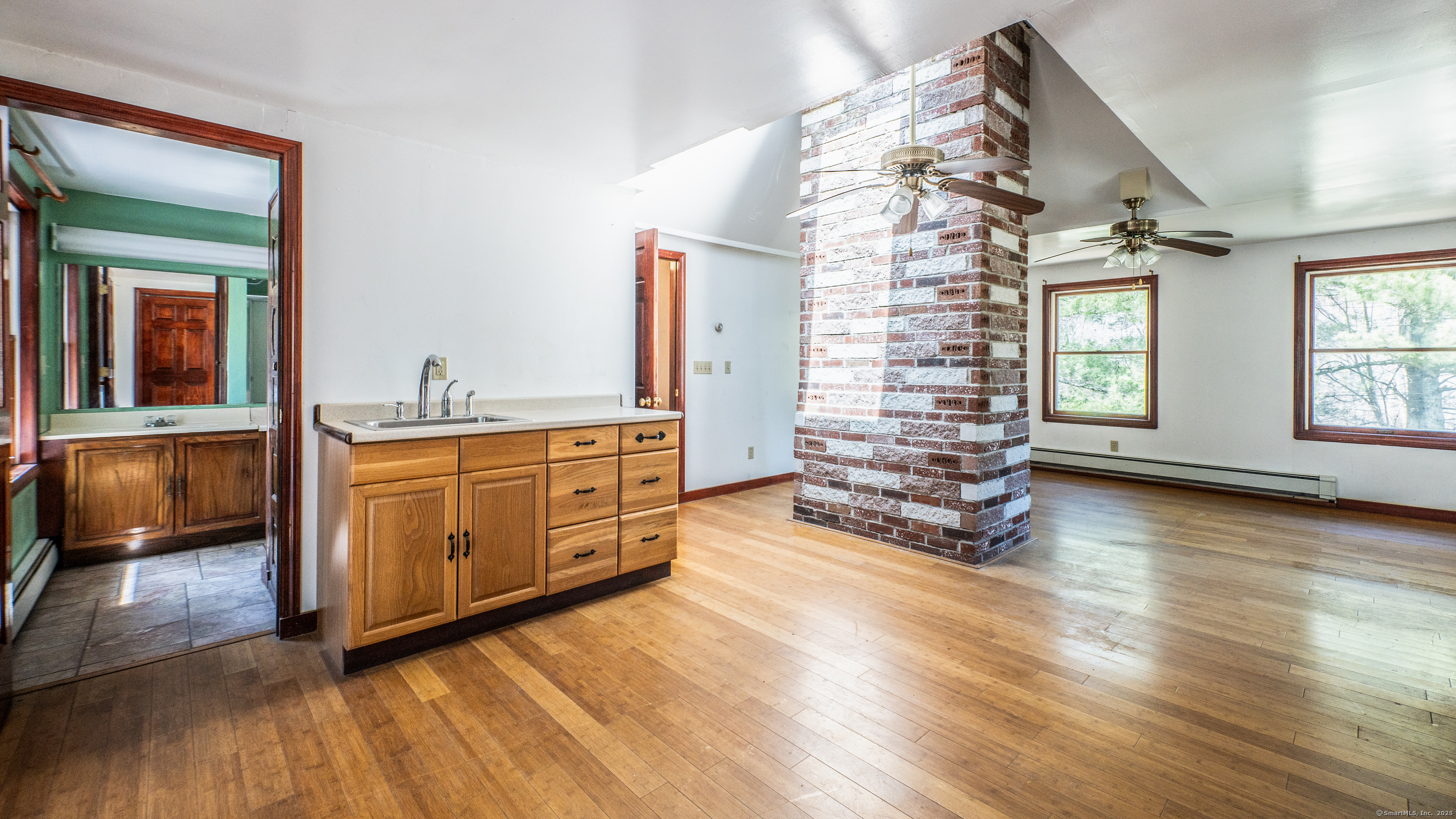 1460 Old Colchester Road, Montville, Connecticut image 11