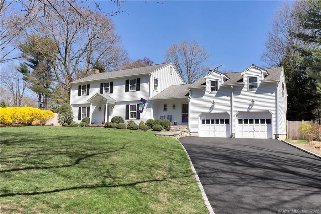 Photo 1 of 1 Circle Road, Darien, Connecticut, $1,525,000, Web #: 170383287