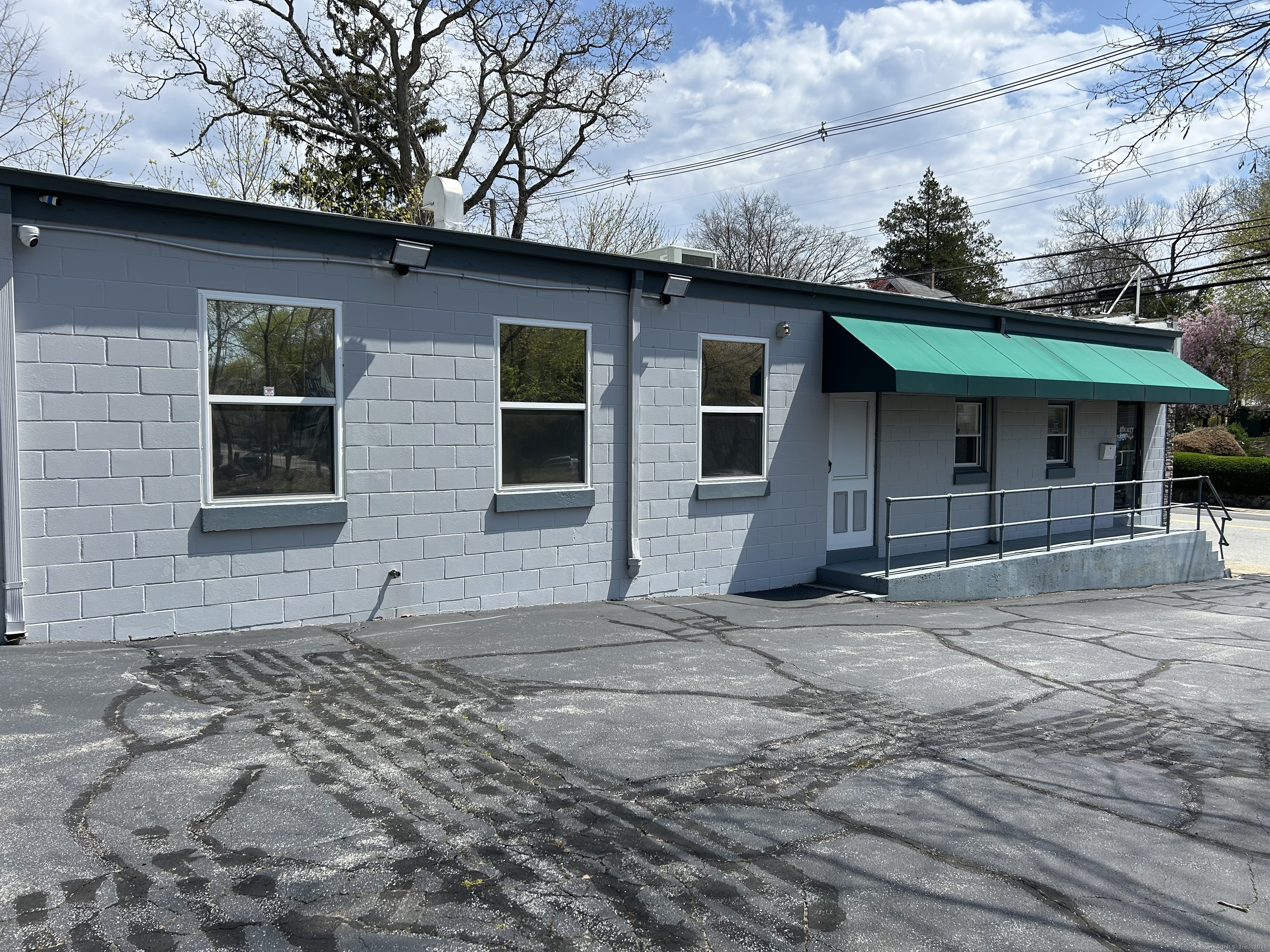 238 Boswell Avenue