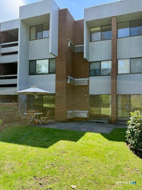 Photo of 85 Wilton Crest #85, Wilton, CT 06897 (MLS # 24169419)