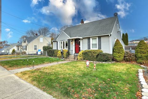 83 Pauline Avenue West Haven CT 06516