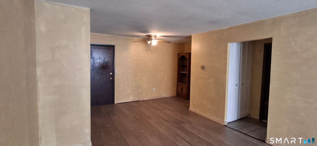 Photo of 45 Stevens Street #3L, Bridgeport, CT 06606 (MLS # 24153946)