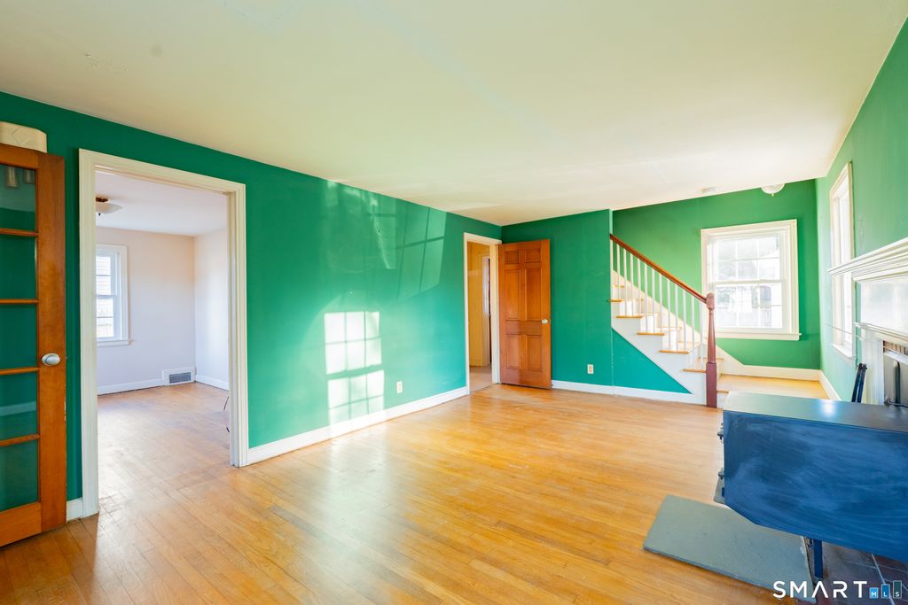 Photo of 38 Wheeler Road, Wethersfield, CT 06109 (MLS # 24148856)