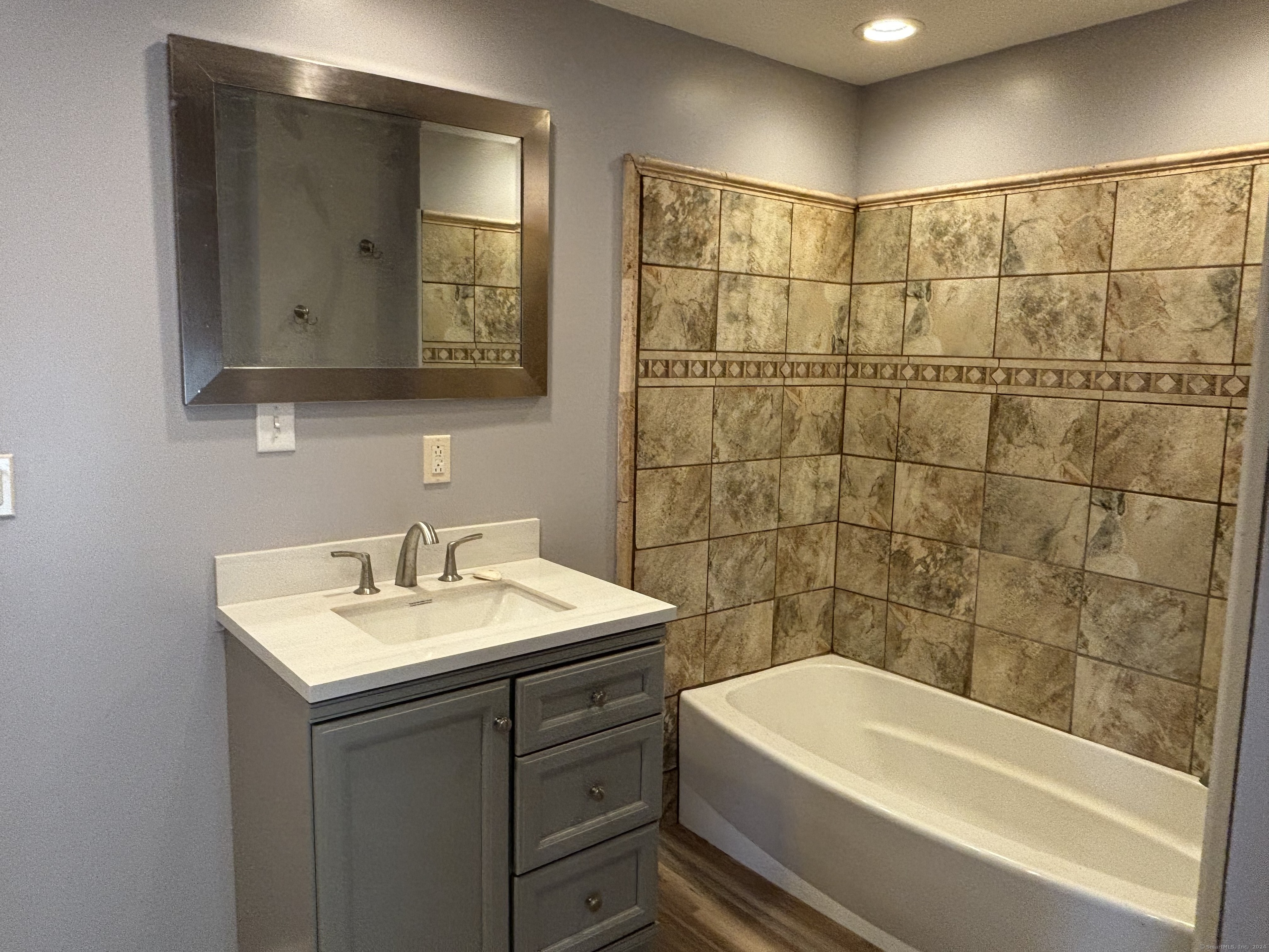 117 West Street, Cromwell, Connecticut image 9
