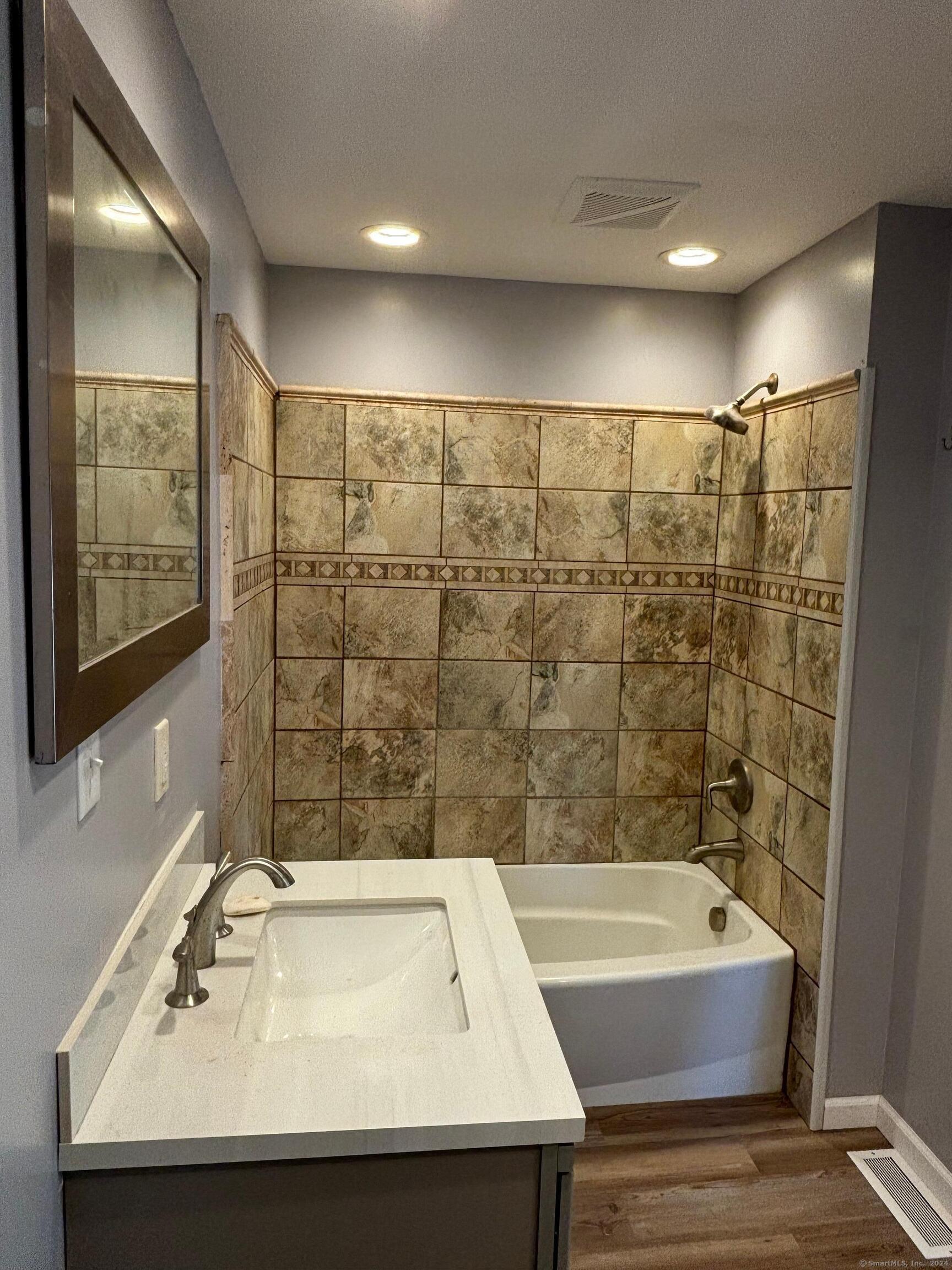 117 West Street, Cromwell, Connecticut image 10