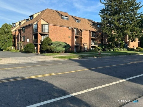 Photo of 42 N Main Street #70, West Hartford, CT 06107 (MLS # 24204916)