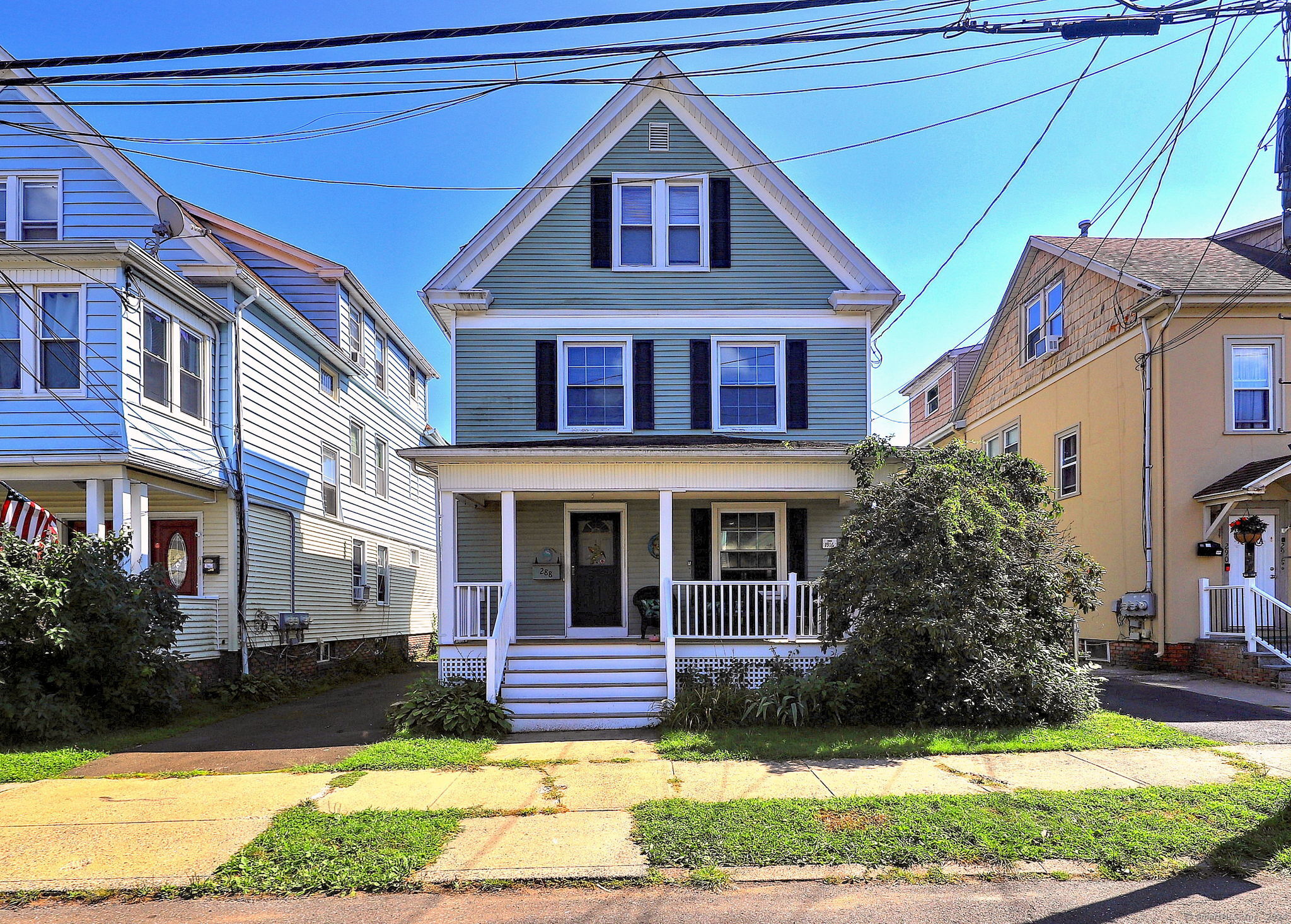 288 William Street, West Haven, Connecticut - 5 Bedrooms  
2 Bathrooms  
7 Rooms - 