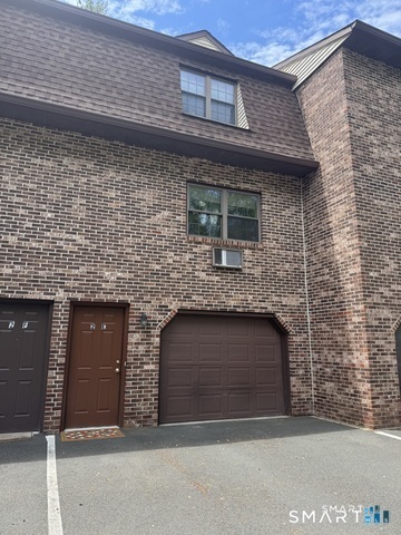 143 Pine Hill Road 2E