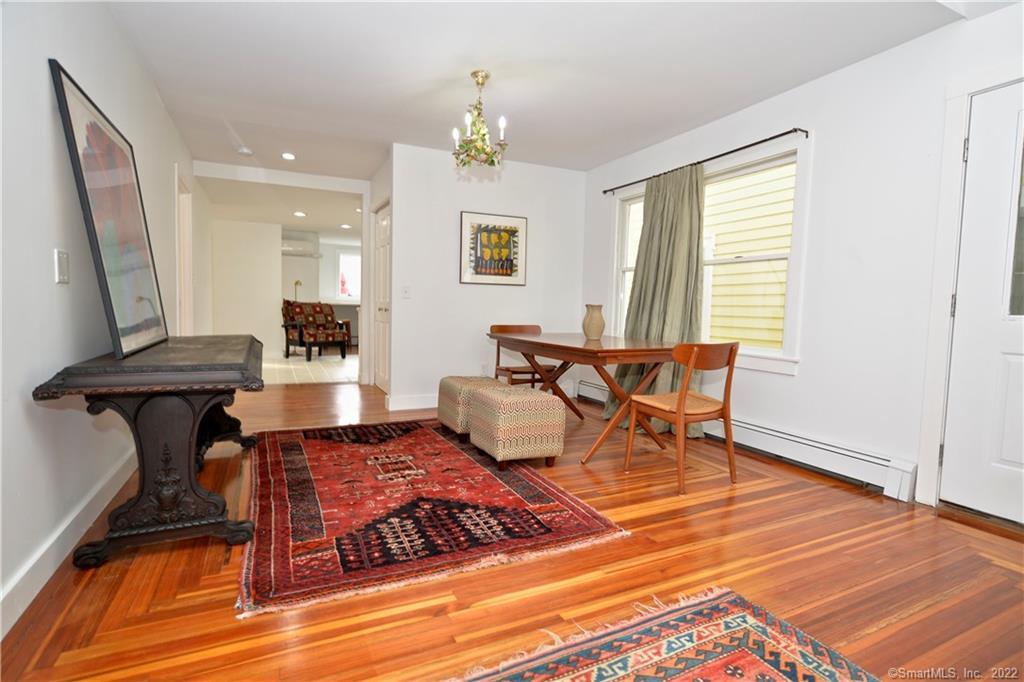 Stonington, Connecticut 06378, United States, 4 Bedrooms Bedrooms, ,4 BathroomsBathrooms,Residential,Active,120263