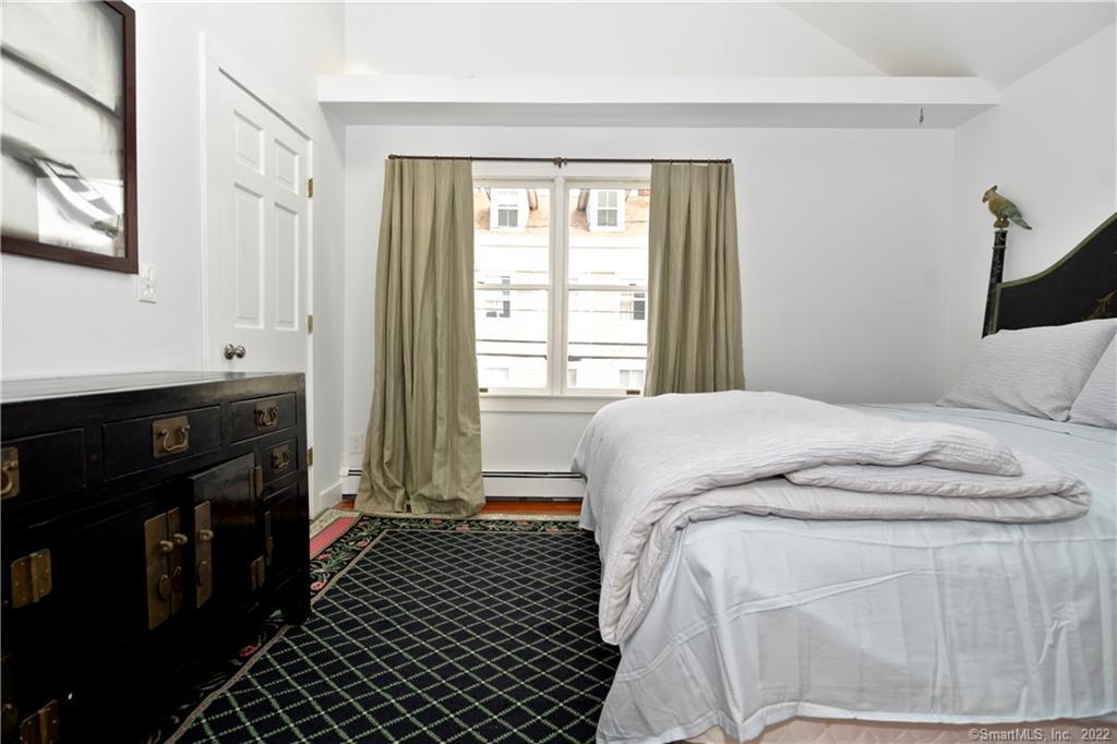 Stonington, Connecticut 06378, United States, 4 Bedrooms Bedrooms, ,4 BathroomsBathrooms,Residential,Active,120263