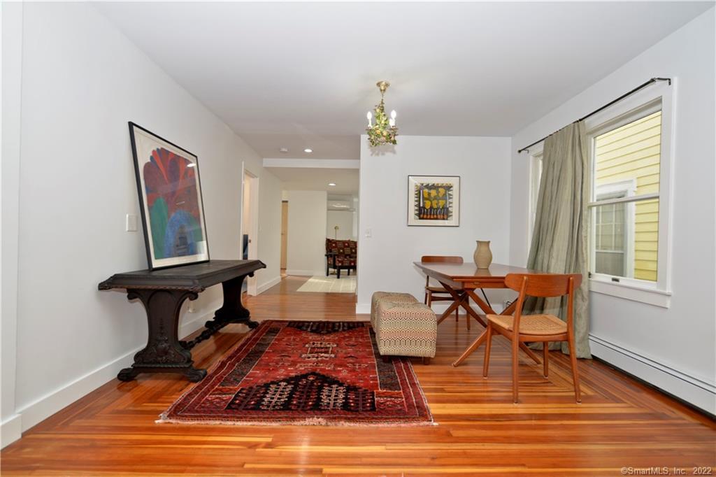 Stonington, Connecticut 06378, United States, 4 Bedrooms Bedrooms, ,4 BathroomsBathrooms,Residential,Active,120263