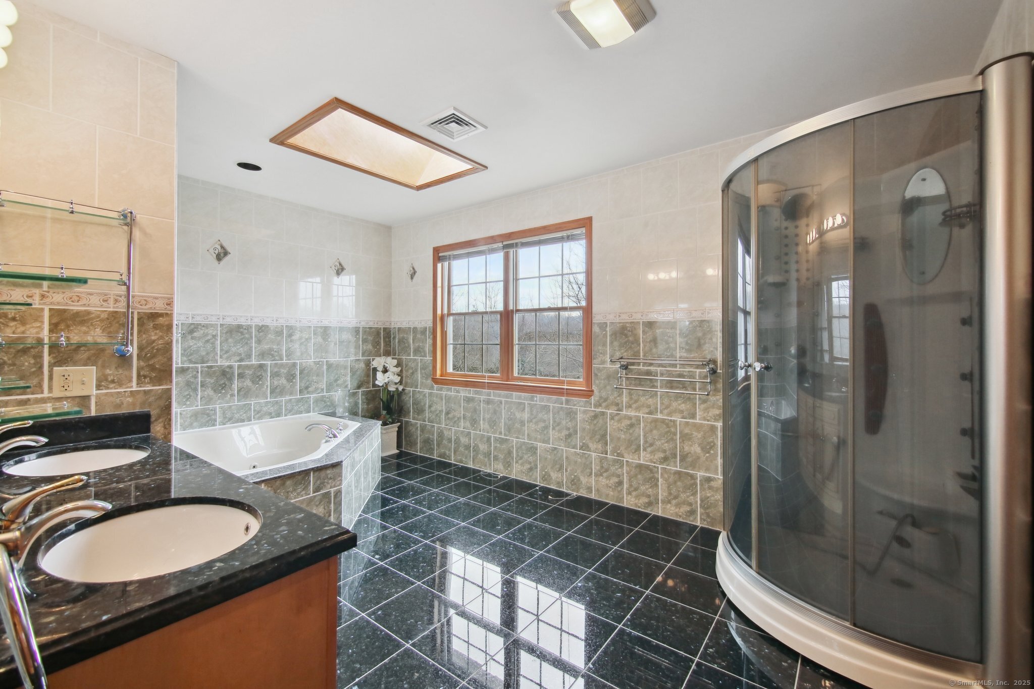 183 N Wawecus Hill Road, Norwich, Connecticut image 19