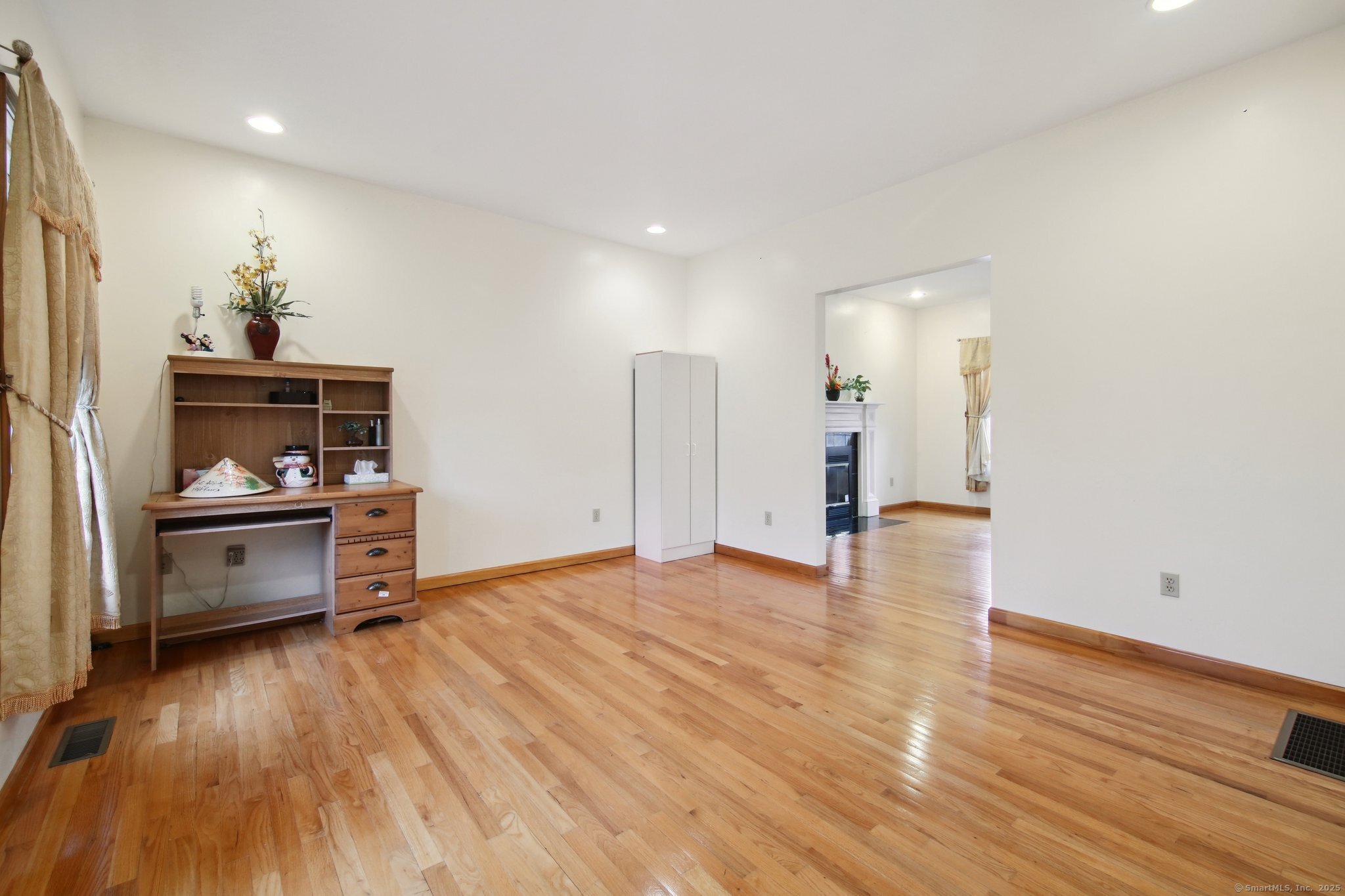 183 N Wawecus Hill Road, Norwich, Connecticut image 12