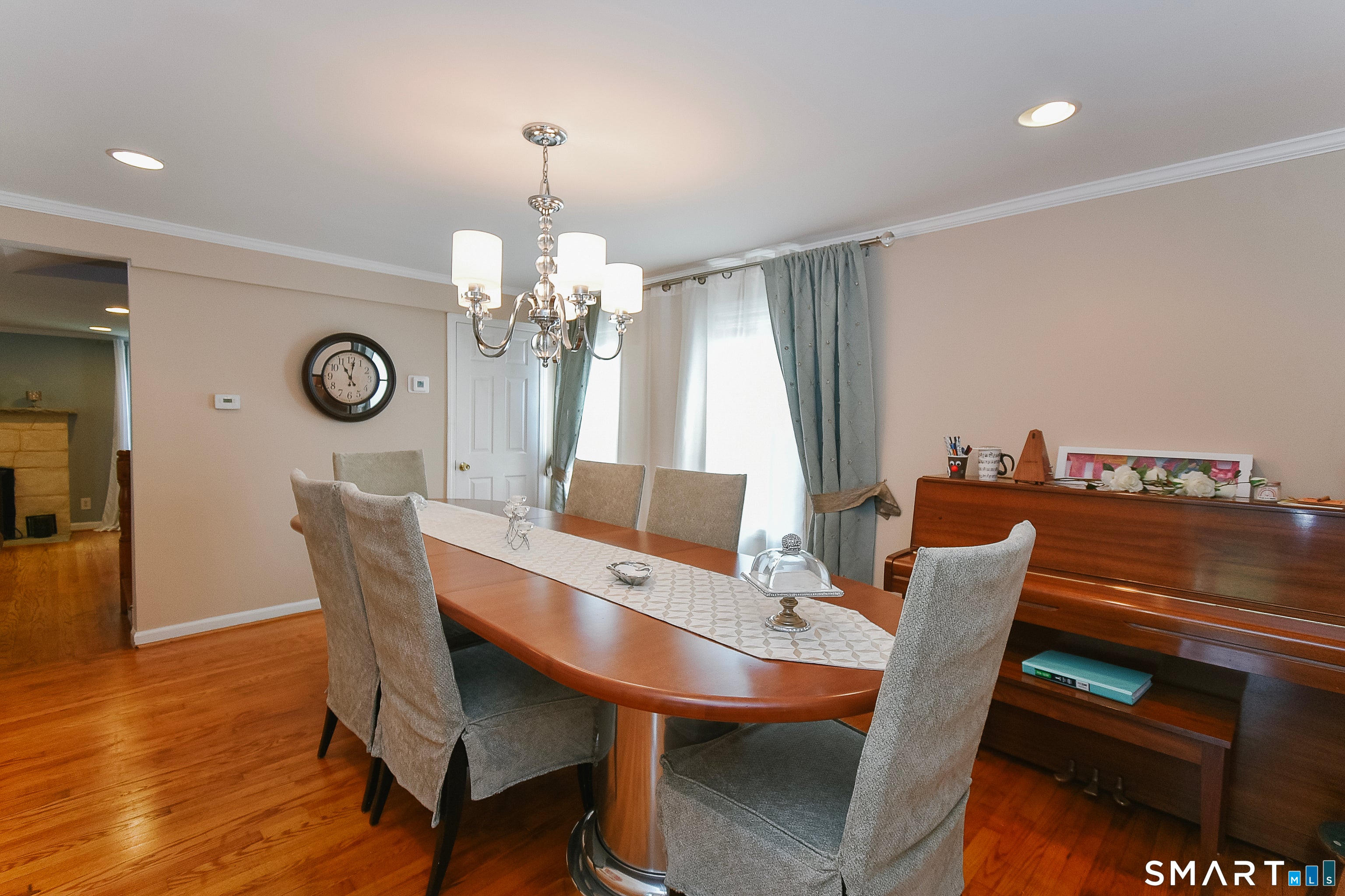 384 Long Hill Road