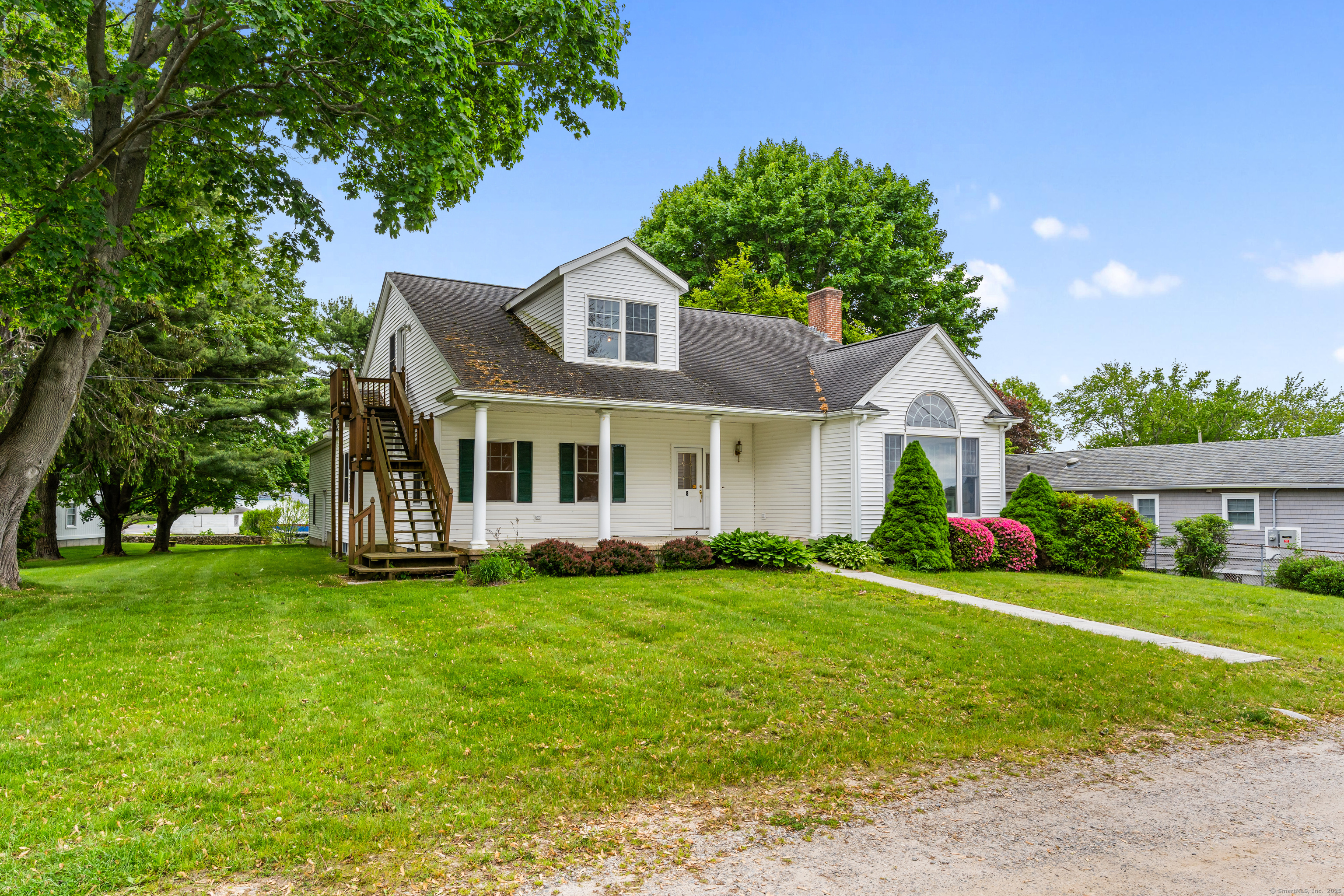 8 Wadsworth Lane