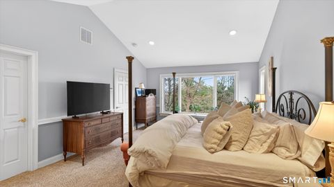 Tiny photo for 4 Thistle Hollow #4, Avon, CT 06001 (MLS # 24165297)