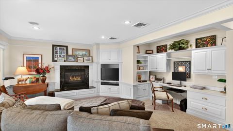 Tiny photo for 4 Thistle Hollow #4, Avon, CT 06001 (MLS # 24165297)