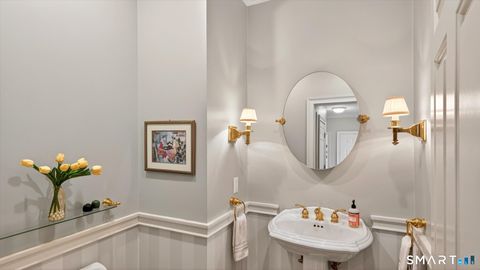 Tiny photo for 4 Thistle Hollow #4, Avon, CT 06001 (MLS # 24165297)