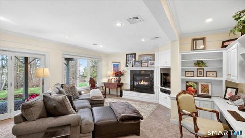 Tiny photo for 4 Thistle Hollow #4, Avon, CT 06001 (MLS # 24165297)