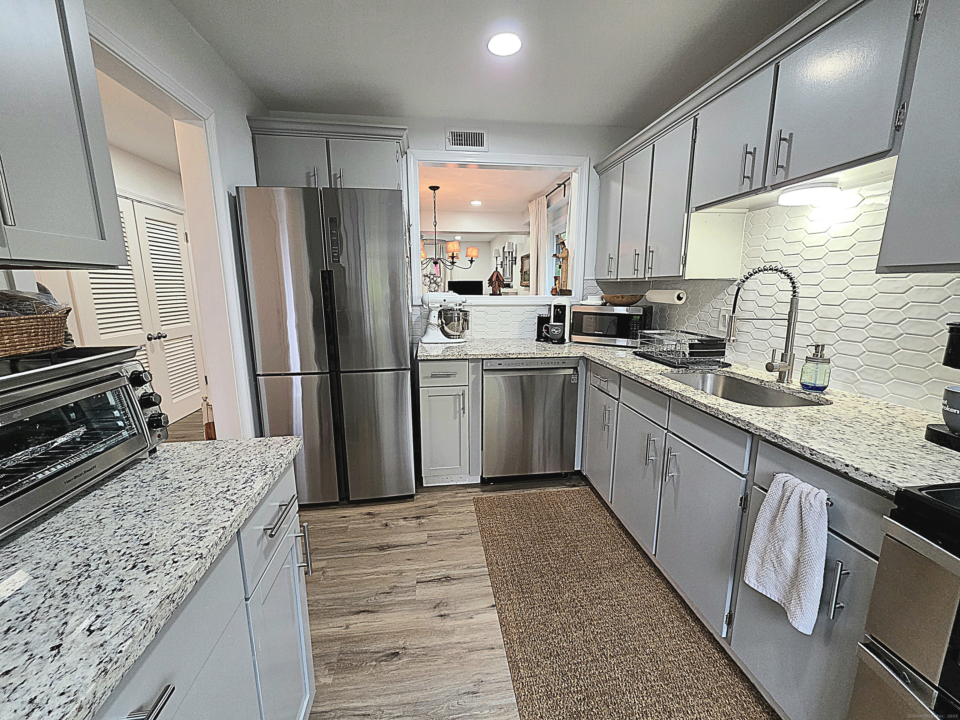 60 Heritage Village B