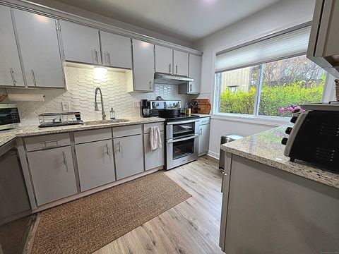 Tiny photo for 60 Heritage Village #B, Southbury, CT 06488 (MLS # 24137022)