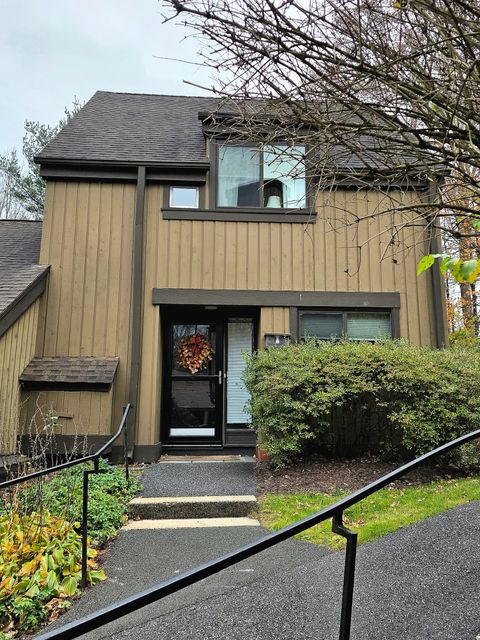 Tiny photo for 60 Heritage Village #B, Southbury, CT 06488 (MLS # 24137022)