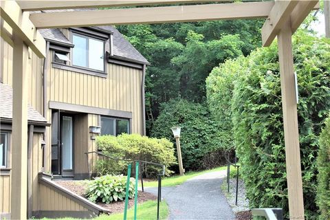 Photo of 60 Heritage Village #B, Southbury, CT 06488 (MLS # 24137022)